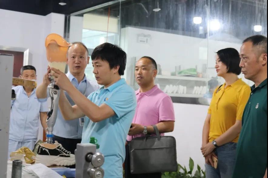 新手小白如何選裝假肢？