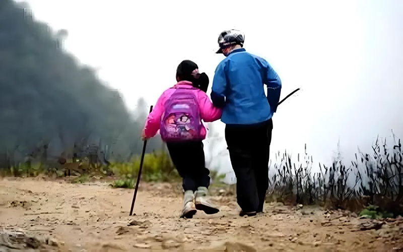 當(dāng)“糖丸一代”老去：小兒麻痹后遺癥的挑戰(zhàn)與智能解決方案